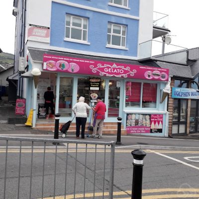 Creme Pen Cei Parlour