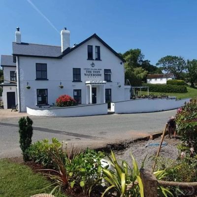 Teifi Waterside